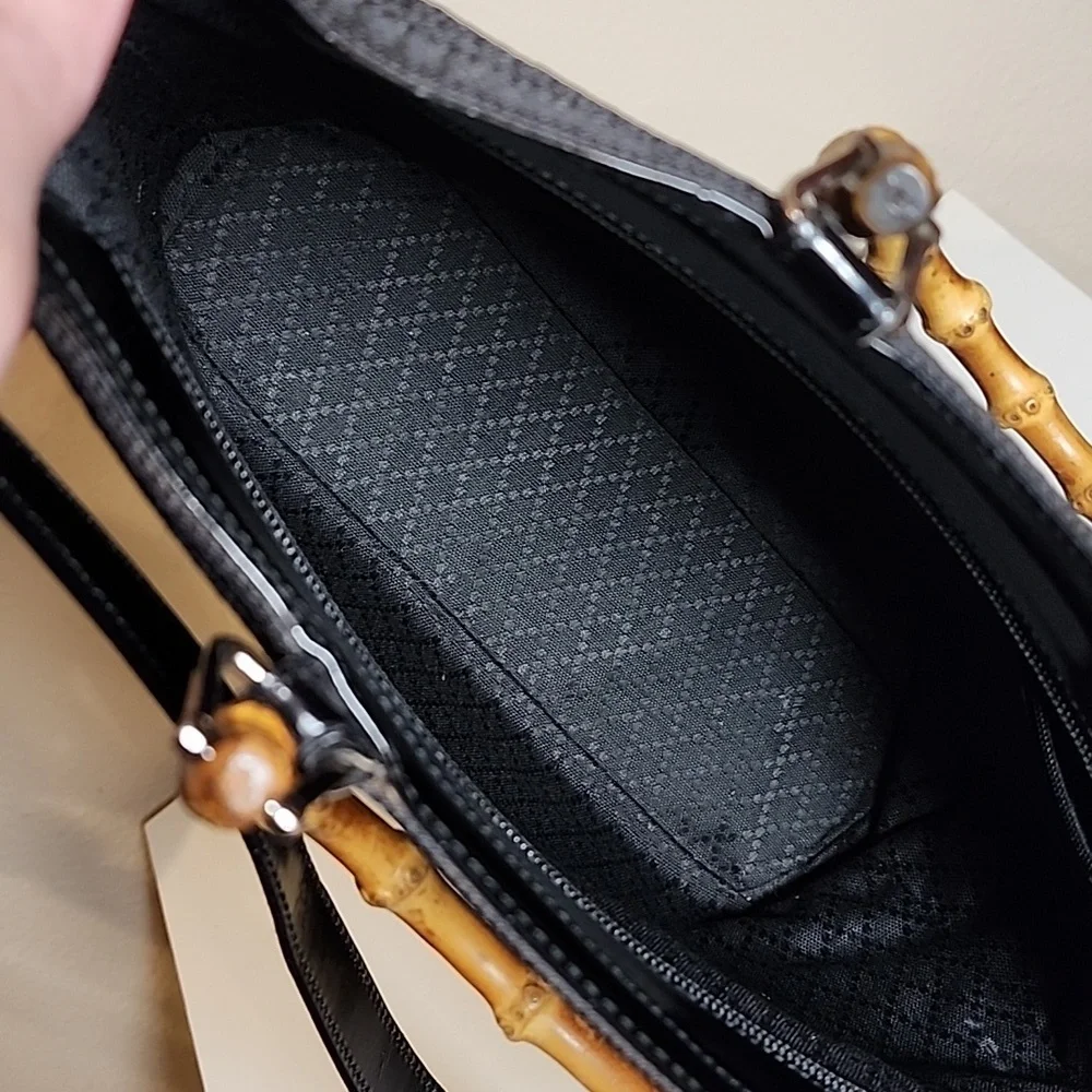 Gucci Tote With Bamboo Handles And COA - Picture 11 of 15